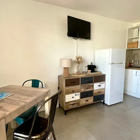 Studio Climatise Avec Coin Nuit Et Piscine Proche Plage - Fr-1-748-25 Apartment Canet-en-Roussillon