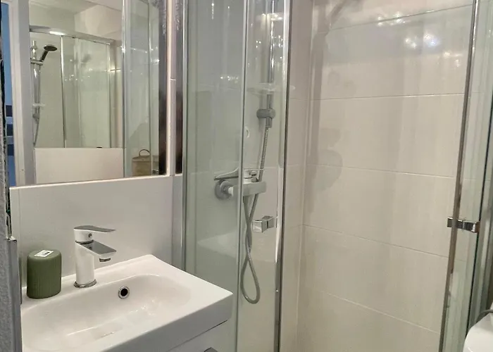 Daire Climatise Avec Coin Nuit Et Piscine Proche - Fr-1-748-25 Canet-en-Roussillon
